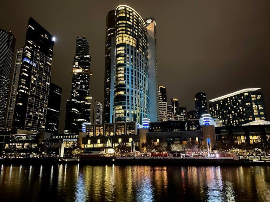 Morgan Place - Central Melbourne Cbd Apartment On Flinders Lane Late Check-Out, Complimentary Welcome Hamper מראה חיצוני תמונה