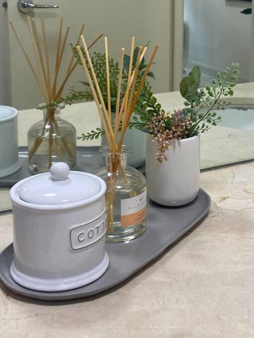 Morgan Place - Central Melbourne Cbd Apartment On Flinders Lane Late Check-Out, Complimentary Welcome Hamper מראה חיצוני תמונה